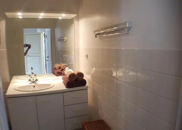 Aubelle - La Maison Aubelle Guest house Montreuil-Bellay